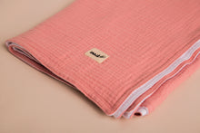 Load image into Gallery viewer, Double-sided muslin blanket - pink and white