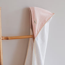 Carregar imagem no visualizador da galeria, Toalha de banho - Rosa suave