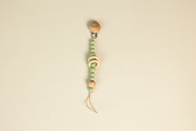 Load image into Gallery viewer, Clip de chupeta argola
