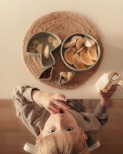 Load image into Gallery viewer, Prato 2 em 1 - cogumelo
