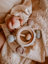 Carregar imagem no visualizador da galeria, Mordedor sensorial
