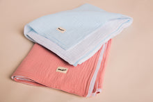 Cargar imagen en el visor de la galería, Manta muselina  - Rosa y blanco
