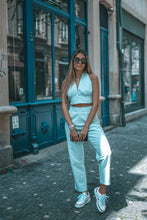 Cargar imagen en el visor de la galería, Conjunto cropped top y pantalón - Azul
