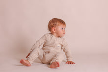 Carregar imagem no visualizador da galeria, Babygrow - Rabisco
