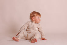 Load image into Gallery viewer, Babygrow - Rabisco
