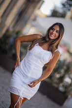 Load image into Gallery viewer, Vestido branco
